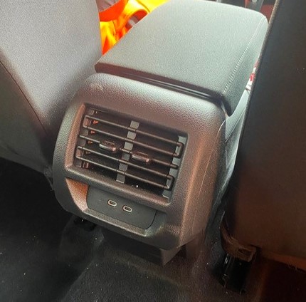 VW Caddy centre console